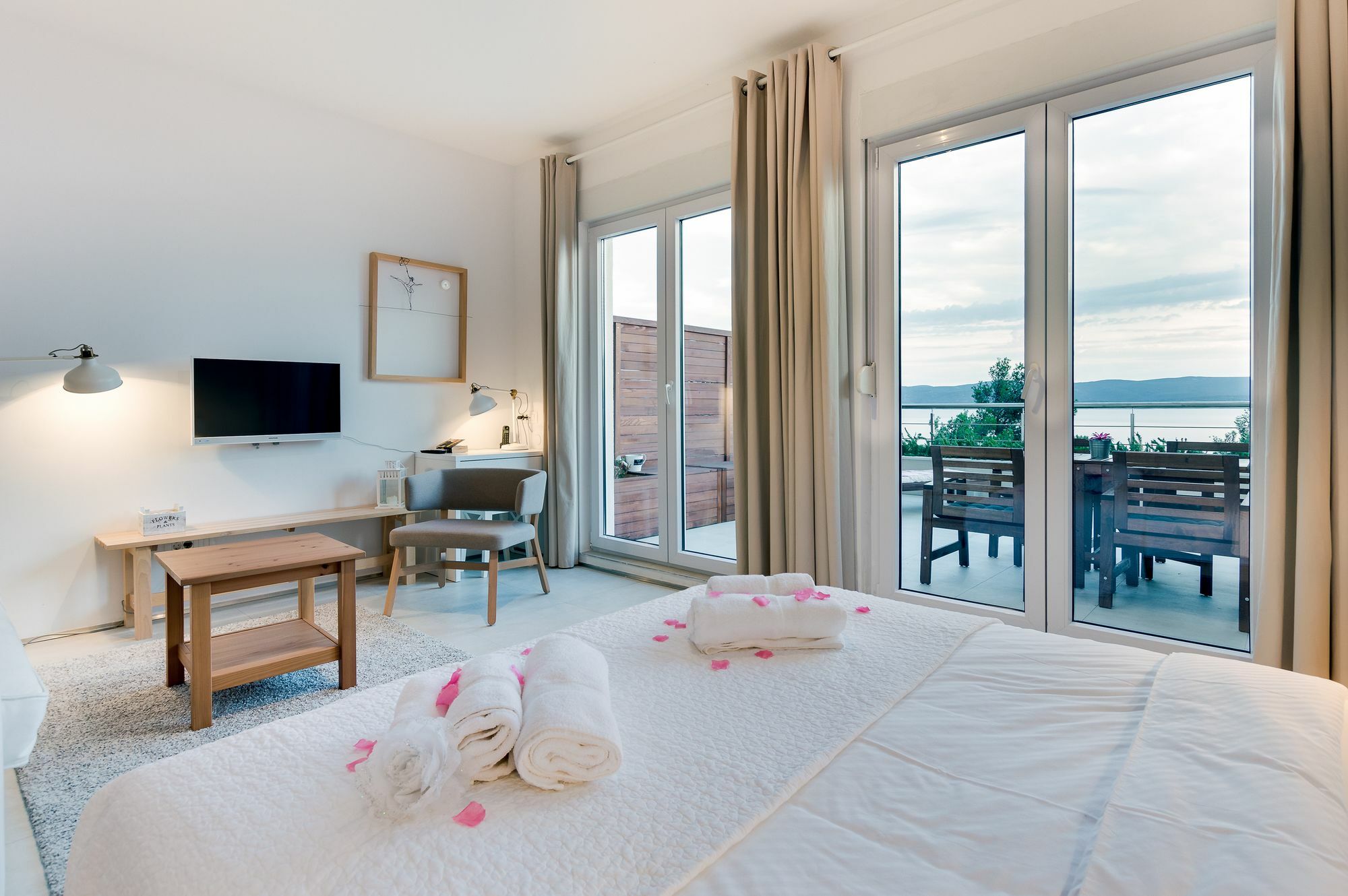 מימיצה Luxury Apartments Jolara מראה חיצוני תמונה